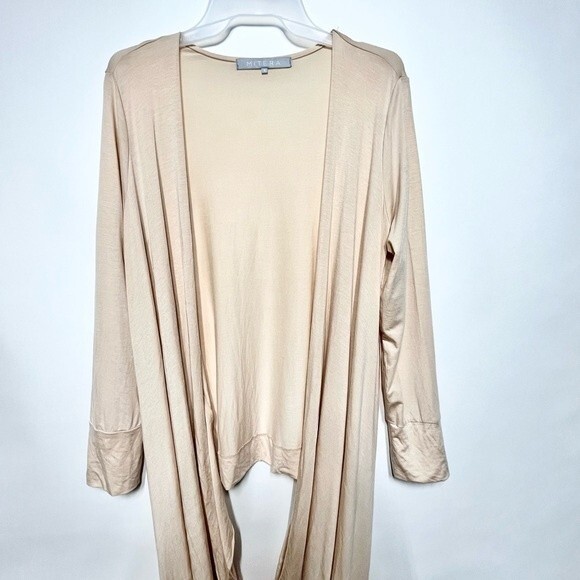 Mitera The Nadia Loop Cardigan in Blush Pink S - Picture 5 of 11